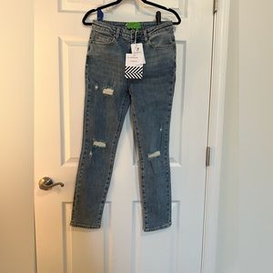 Free People 🎃distressed denim. NWT